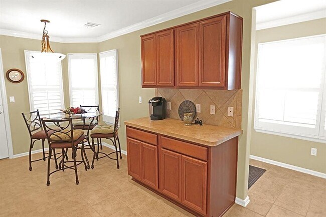 Building Photo - 113 Monument Hill Trail