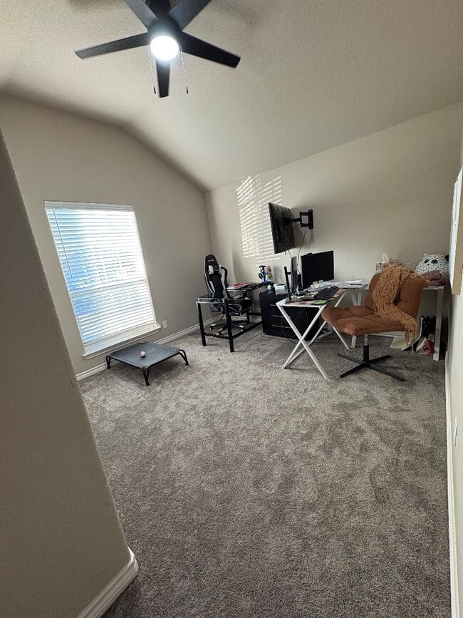 Building Photo - 6708 Oliver Loving Dr