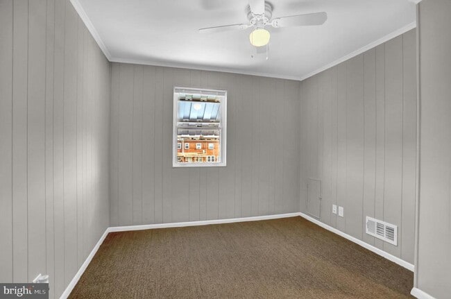 Building Photo - 2857 Plainfield Rd