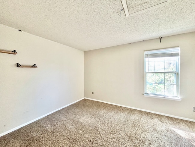 Building Photo - 11891 E Kepner Dr