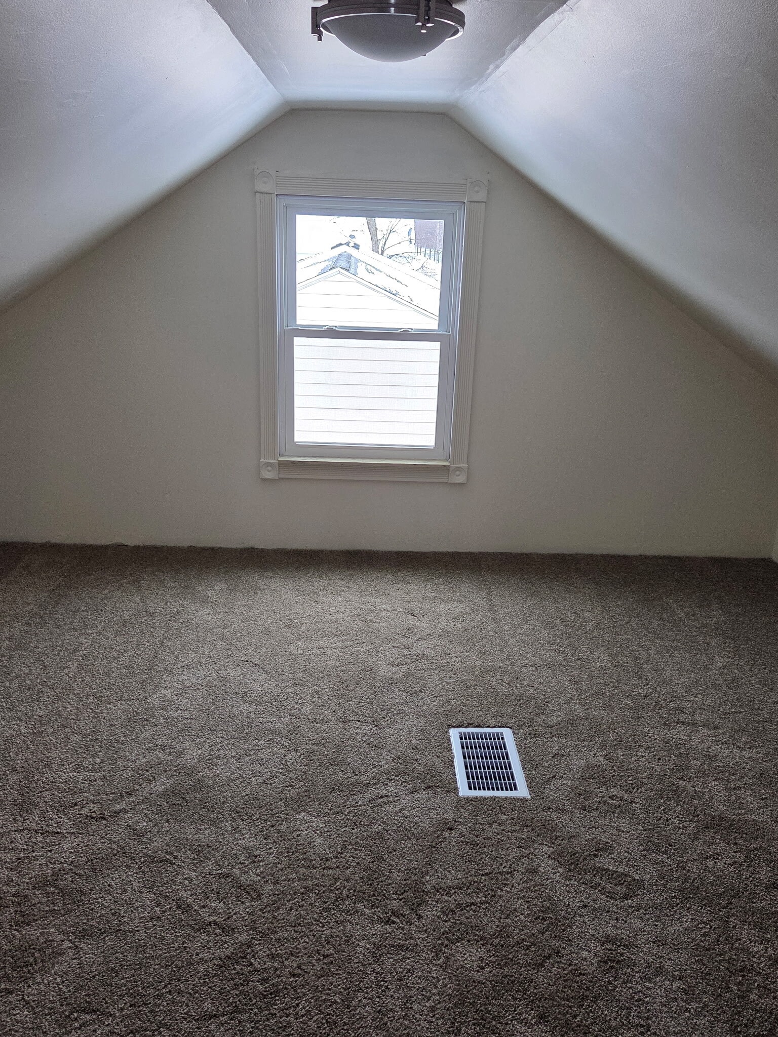 Building Photo - 2108 Tackle St