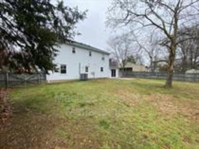 Building Photo - 12009 Stansbury Dr