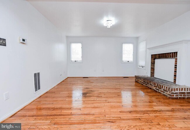 Building Photo - 4915 Colonel Contee Pl