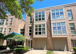 Building Photo - 2345 N Wayne Ave