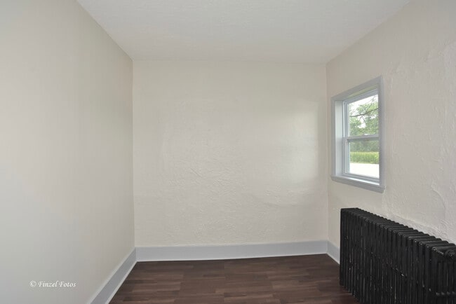 Building Photo - 151 N Virginia St