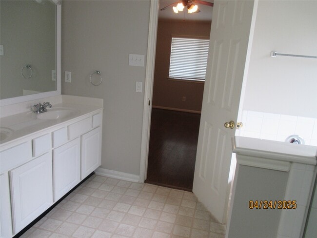 Building Photo - 5531 Poplar Terrace Ln