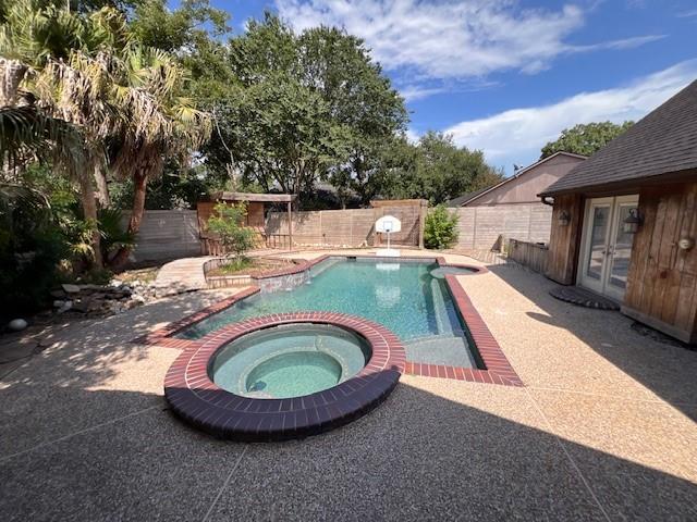Building Photo - 2602 Cloverfield Ct