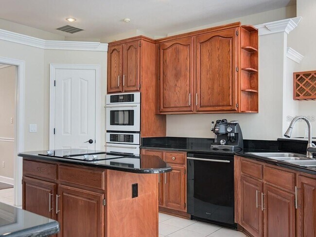 Building Photo - 7407 Park Springs Cir