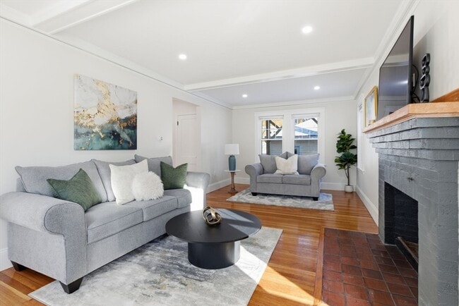 Building Photo - 80 Blue Hills Pkwy