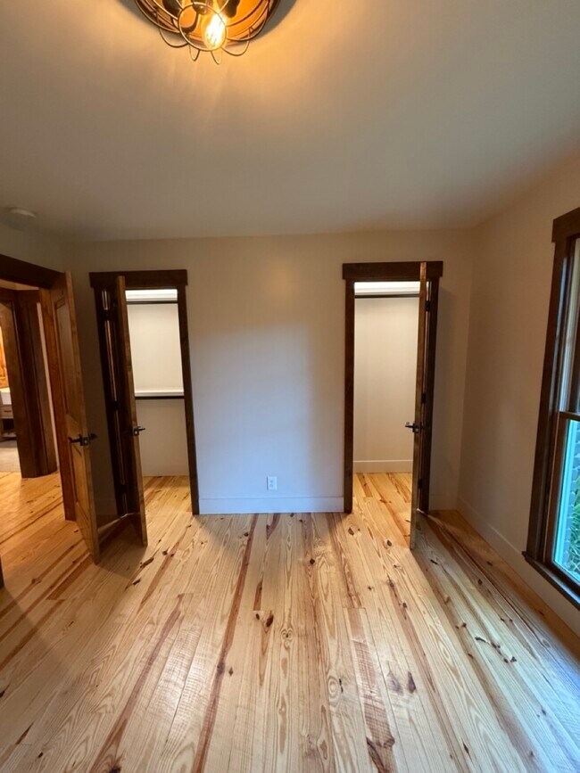 Building Photo - 233 Ranchwood Trail