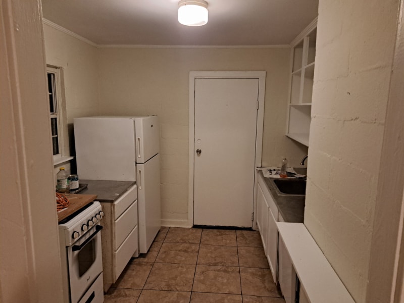 Building Photo - 1502 Pepper Dr