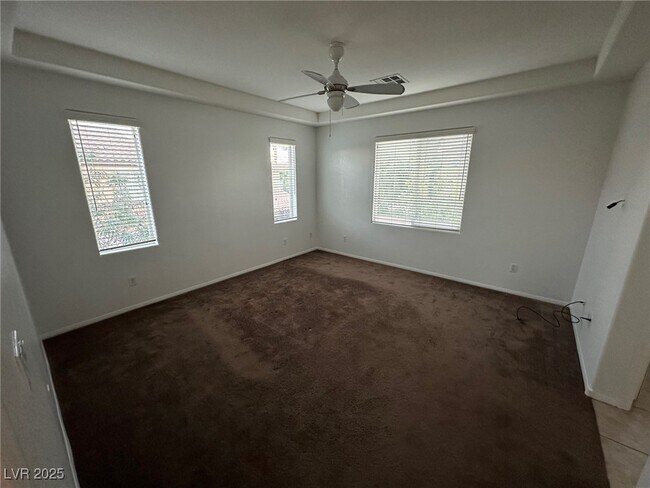 Building Photo - 972 Ambrosia Dr