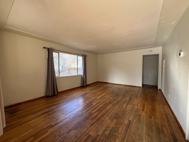 Building Photo - 644 W 4th Ave