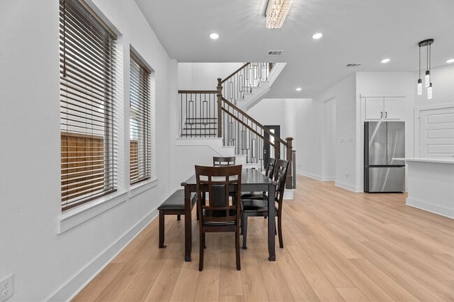 Building Photo - 5030 Vly Wind Ct