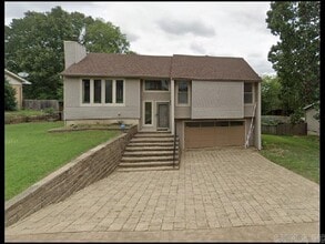 Building Photo - 47 Hightrail Dr