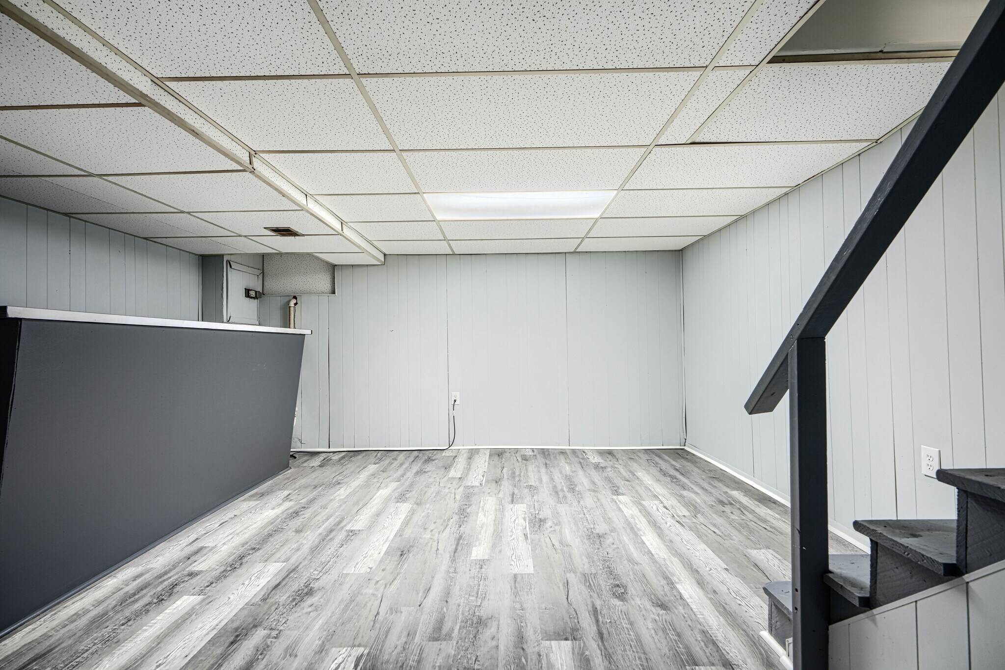 Building Photo - 2123 Graythorn Rd