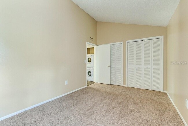 Building Photo - 411 Danube Ave