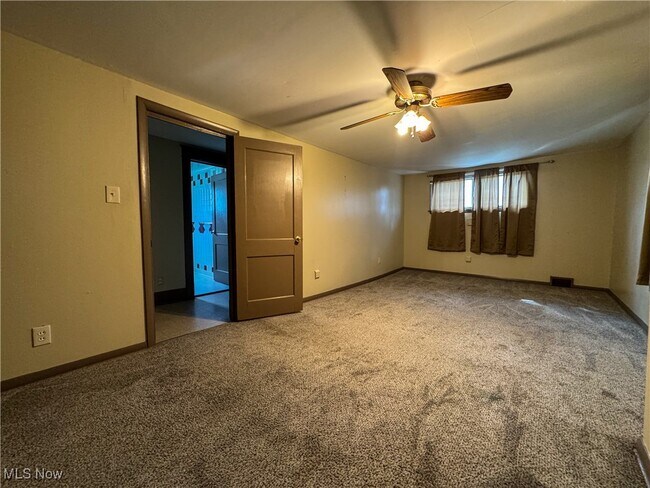 Building Photo - 604 W Laclede Ave
