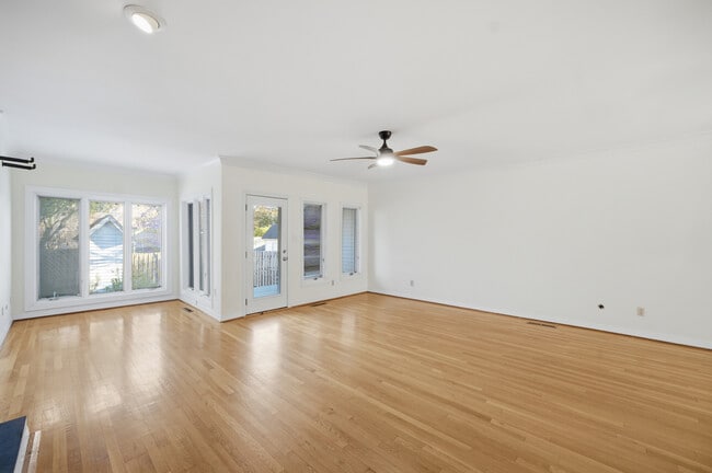 Building Photo - 316 Westover Ave