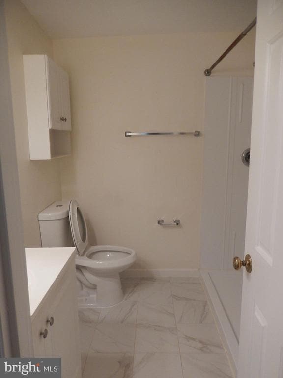 Building Photo - 15821 Anamosa Dr