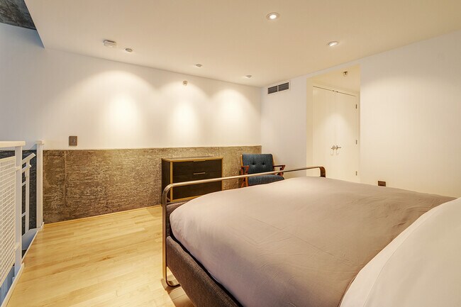 Building Photo - 200 Brannan St