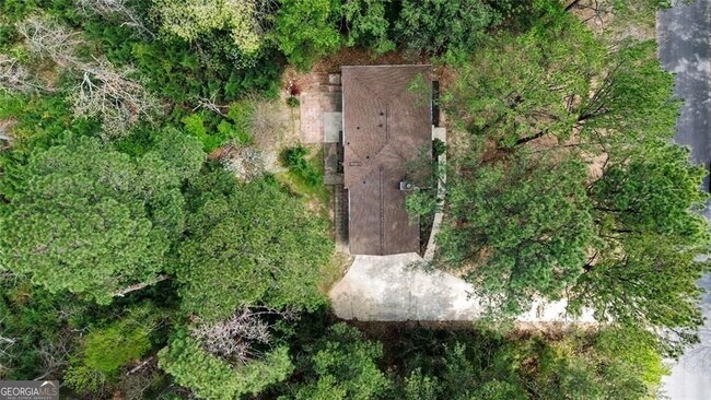 Building Photo - 175 Woodsong Dr