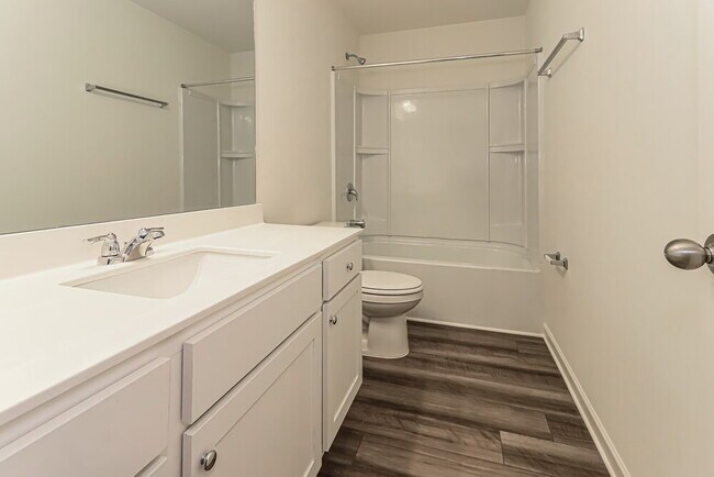 Building Photo - 103 Bentwater Wy