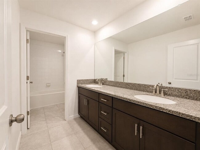Building Photo - 5462 Grays Harbor Ct