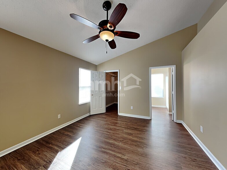 Building Photo - 12305 Driftstone Dr