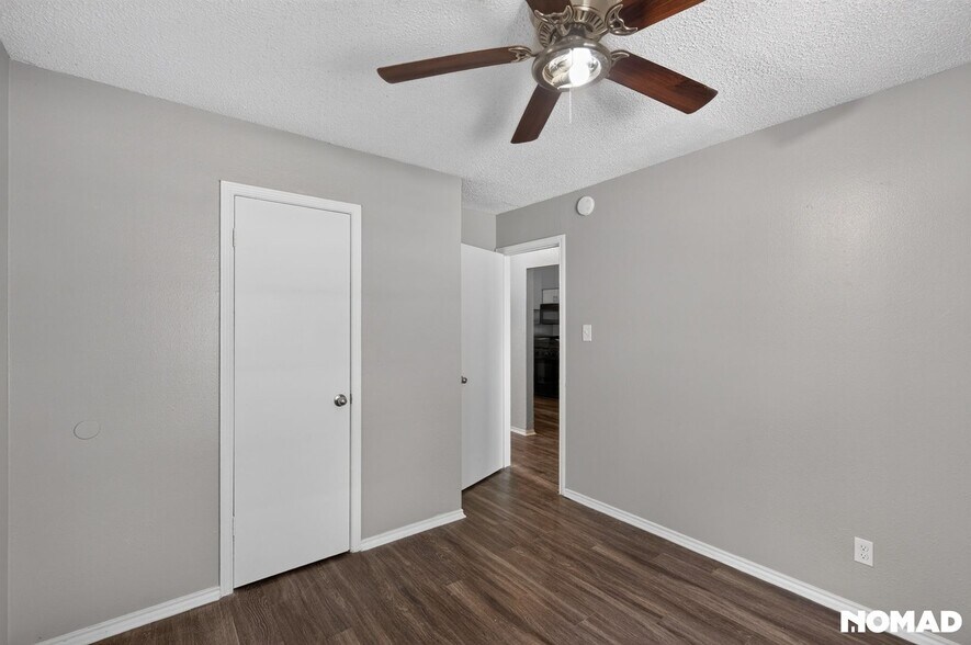 Building Photo - 2206 Colima St