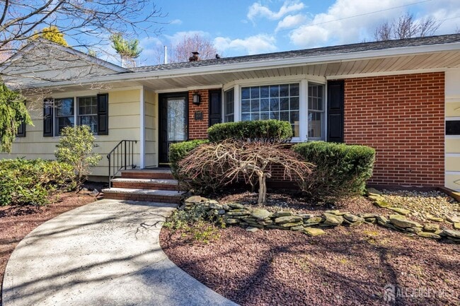 Building Photo - 1430 Kearney Dr