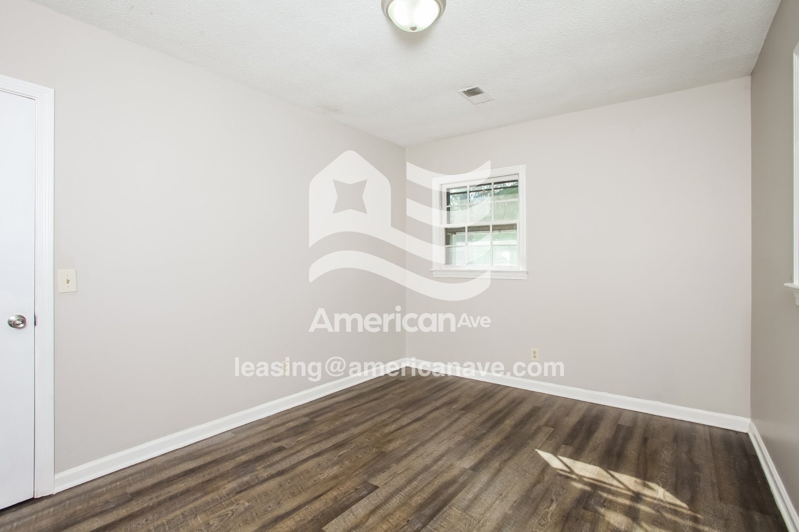 Building Photo - 4633 Corbett St