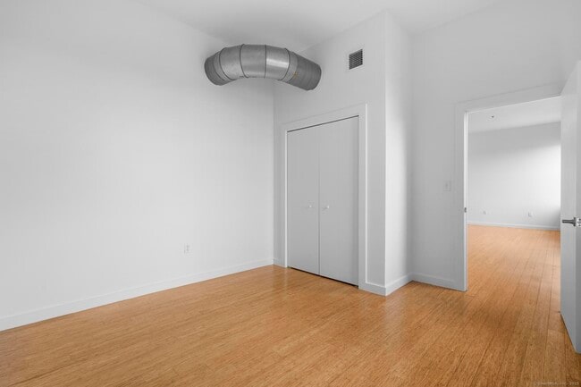Building Photo - 881 Lafayette Blvd