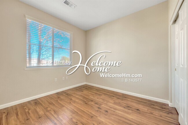 Building Photo - 6120 Ingleston Dr