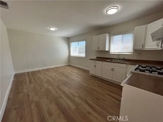Building Photo - 12948 Yorba Ave