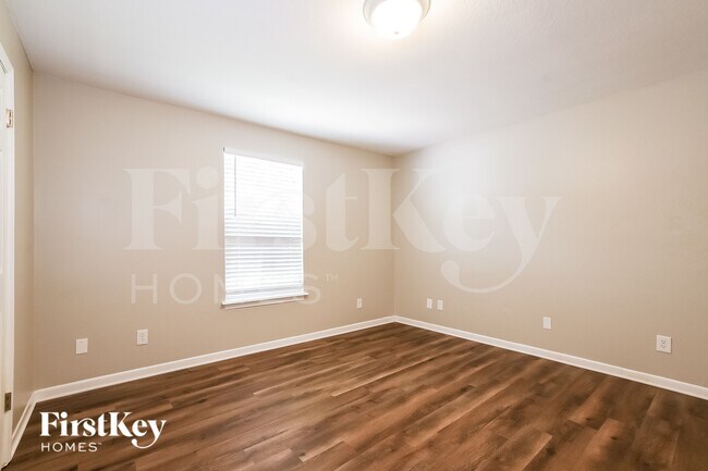 Building Photo - 614 Huey St