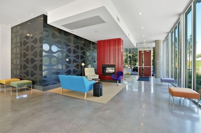 Building Photo - 901 S 2nd St