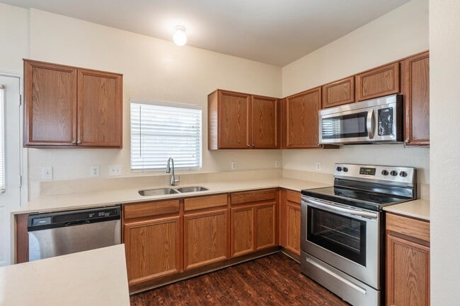 Building Photo - 519 Pickens Ln