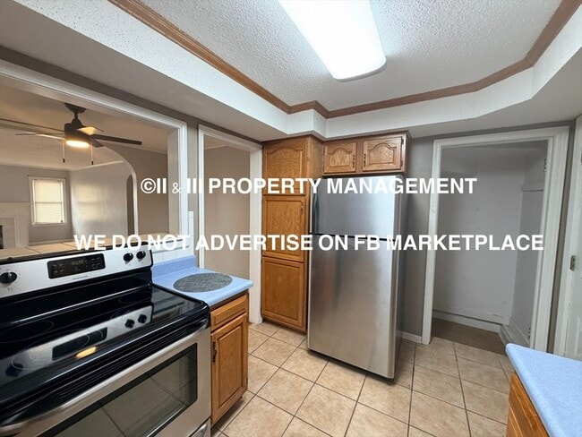 Building Photo - 5840 Floyd St