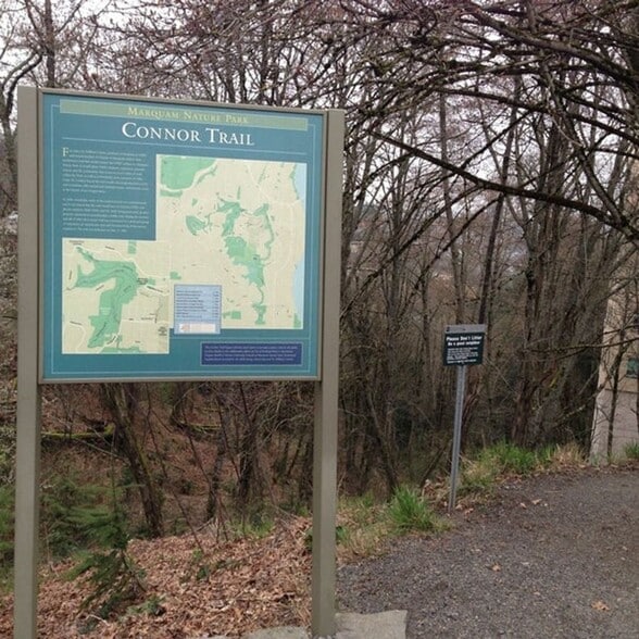 Building Photo - 1001 SW Woods St