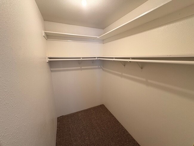 Building Photo - Nice 2 bedroom, 2 bathroom home for Rent in North Visalia.
