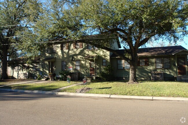 Primary Photo - 1108 Loma Vista St