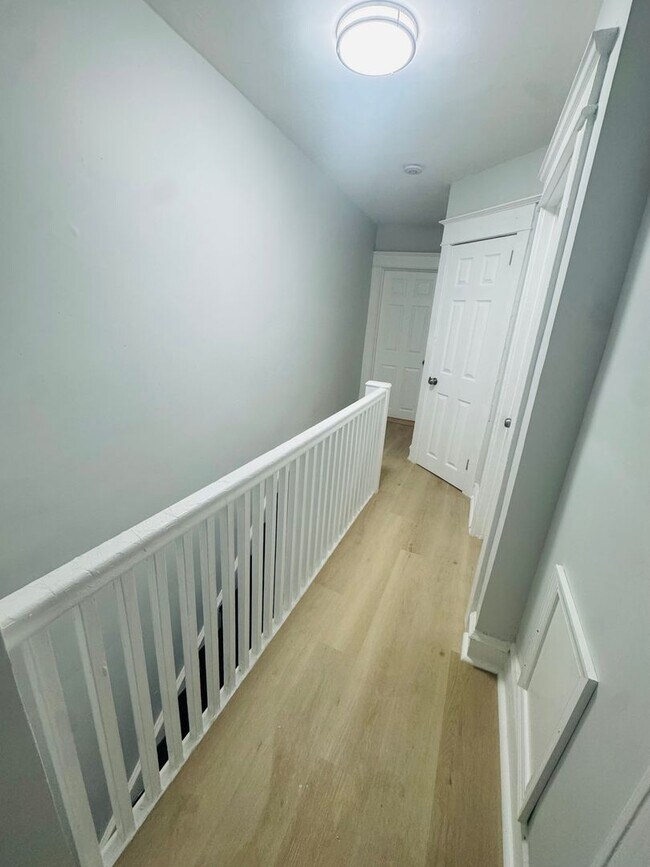 Building Photo - Rehabbed 3bd/1.5bth House with Backyard!! SECTION 8 ONLY!!