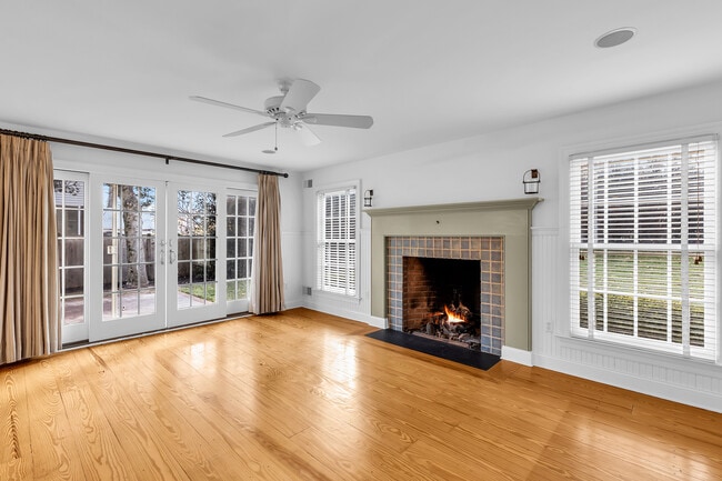 Building Photo - 20 Rosalie Ave