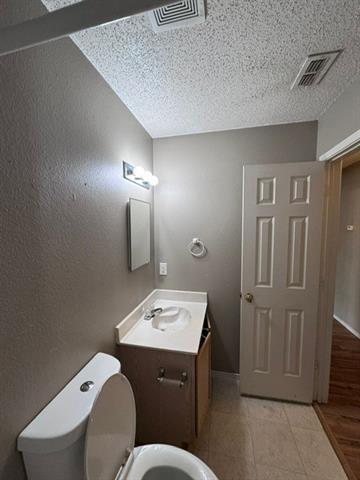 Building Photo - 5409 Comanche Wells Dr