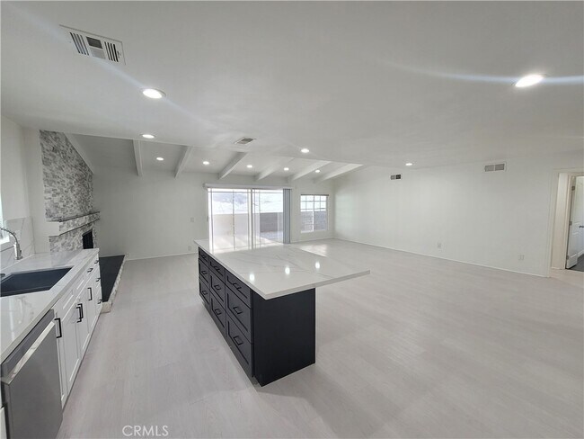 Building Photo - 14935 Nora Pl