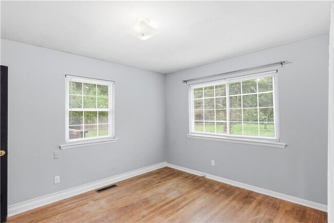 Building Photo - 2219 W Ora Dr