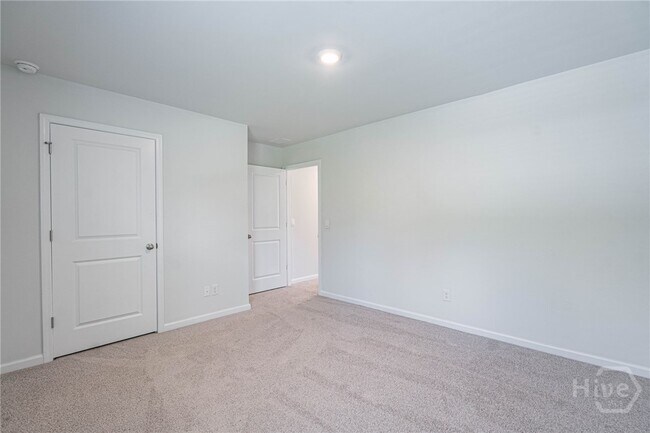 Building Photo - 1004 Bergamot Rd