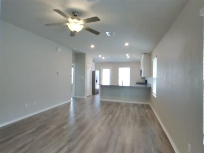 Building Photo - 3509 Gooseneck LN