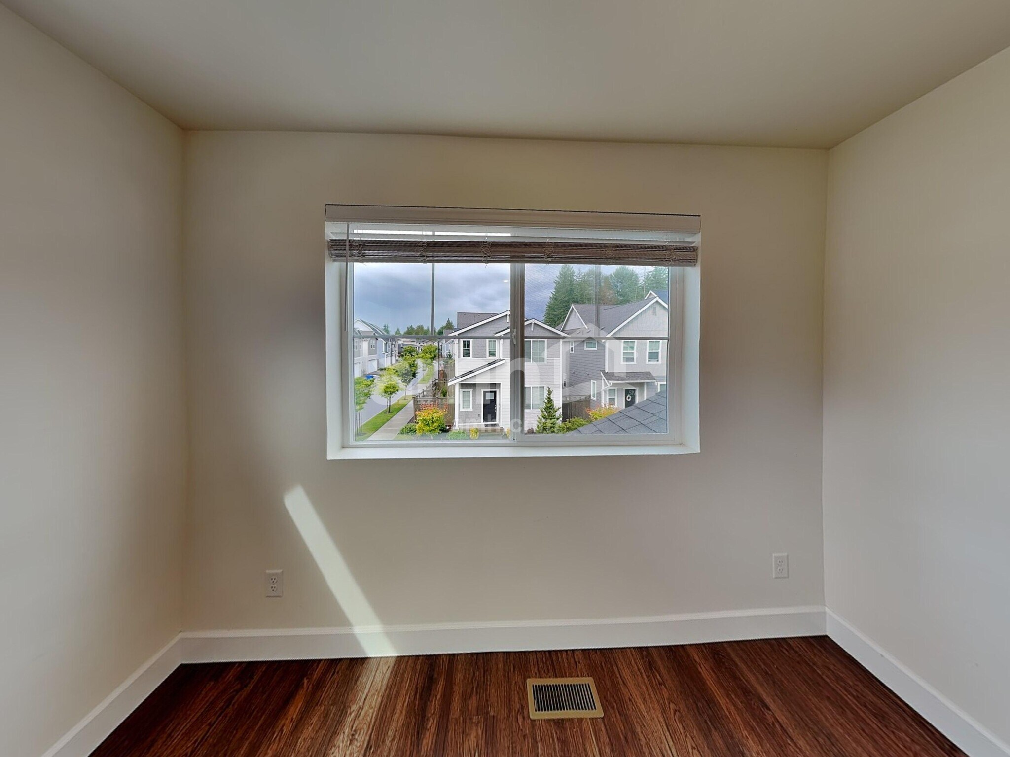 Building Photo - 33064 Eagle Peak Ln